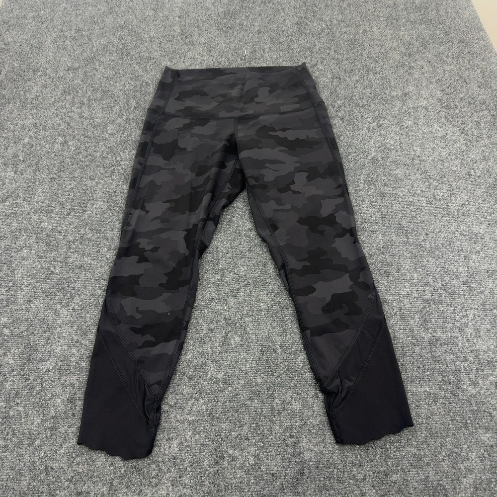 Lululemon Leggings Womens 8 Black Camo Polyester Scalloped Hem Athletic‎ Yoga
